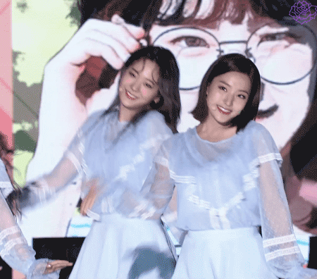 fromis-20181003-204429-002.gif